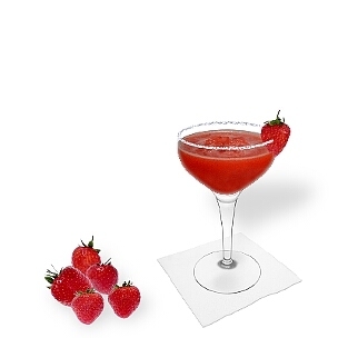Eine weitere großartige Option für Frozen Strawberry Margarita ist die Cocktailschale.